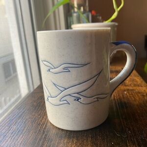 Otagiri Seagull Mug with Speckled Blue Design